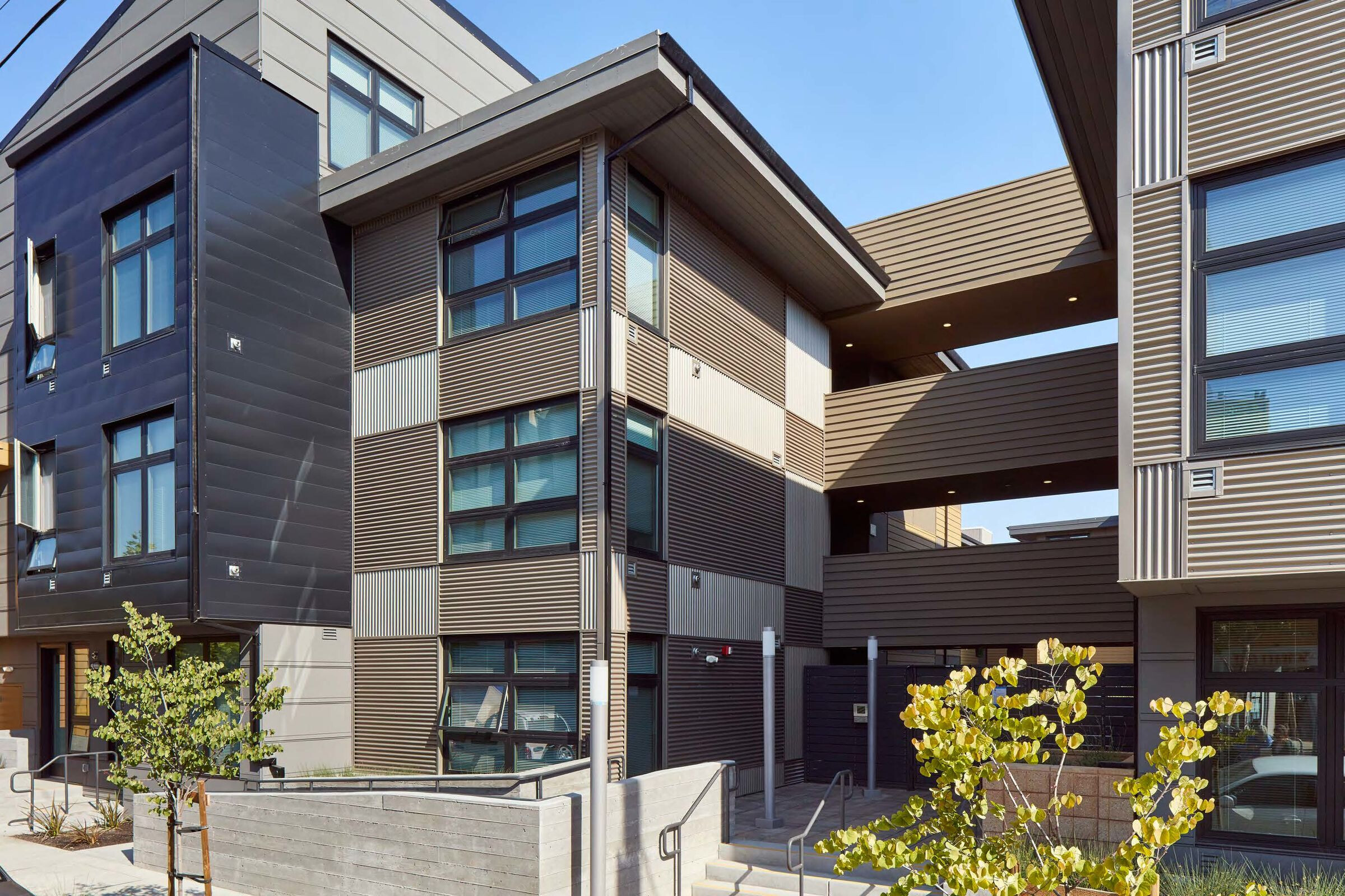 加州 Emeryville 新型混合住宅，工业风与居住功能的完美结合-28