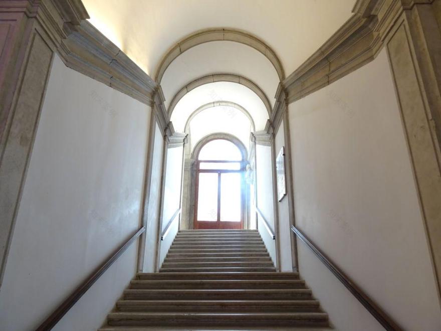 カ・ペーザロ | イタリア の建築【世界建築巡り】-59