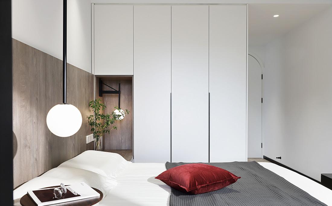 城市乌斯怀亚 · 多功能收纳柜,隐形床的红色空间设计丨阿根廷乌斯怀亚-38