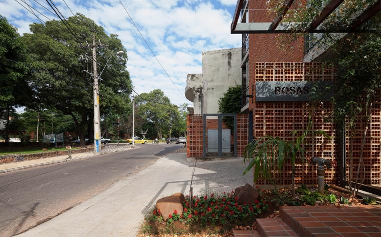 巴拉圭罗萨斯121住宅大楼-21