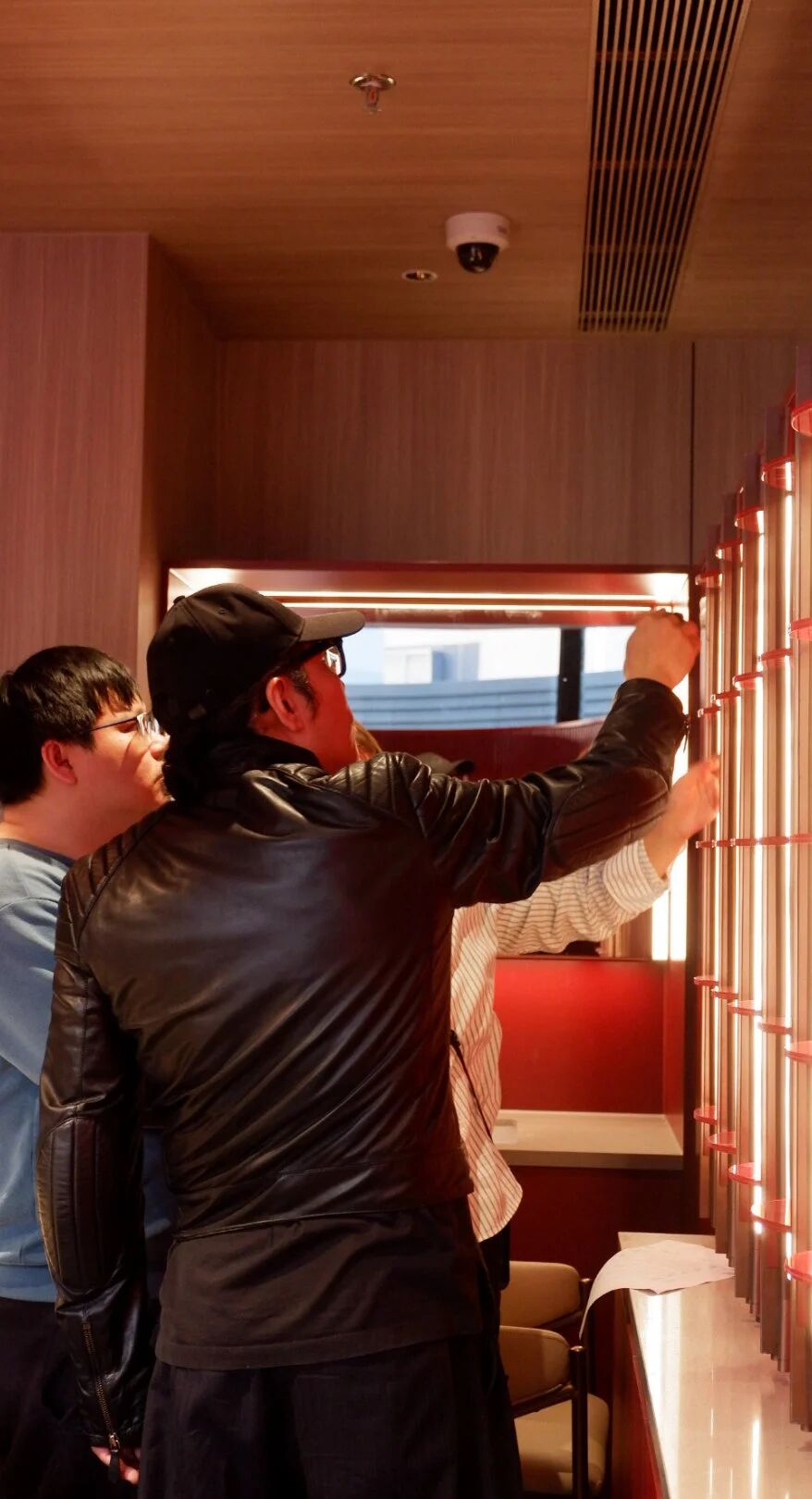 海底捞火锅  东莞松山湖创新店丨中国东莞丨汤物臣•肯文创意集团-131