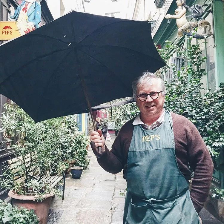 巴黎最后修伞师 | 匠心传承,让旧伞重生-75