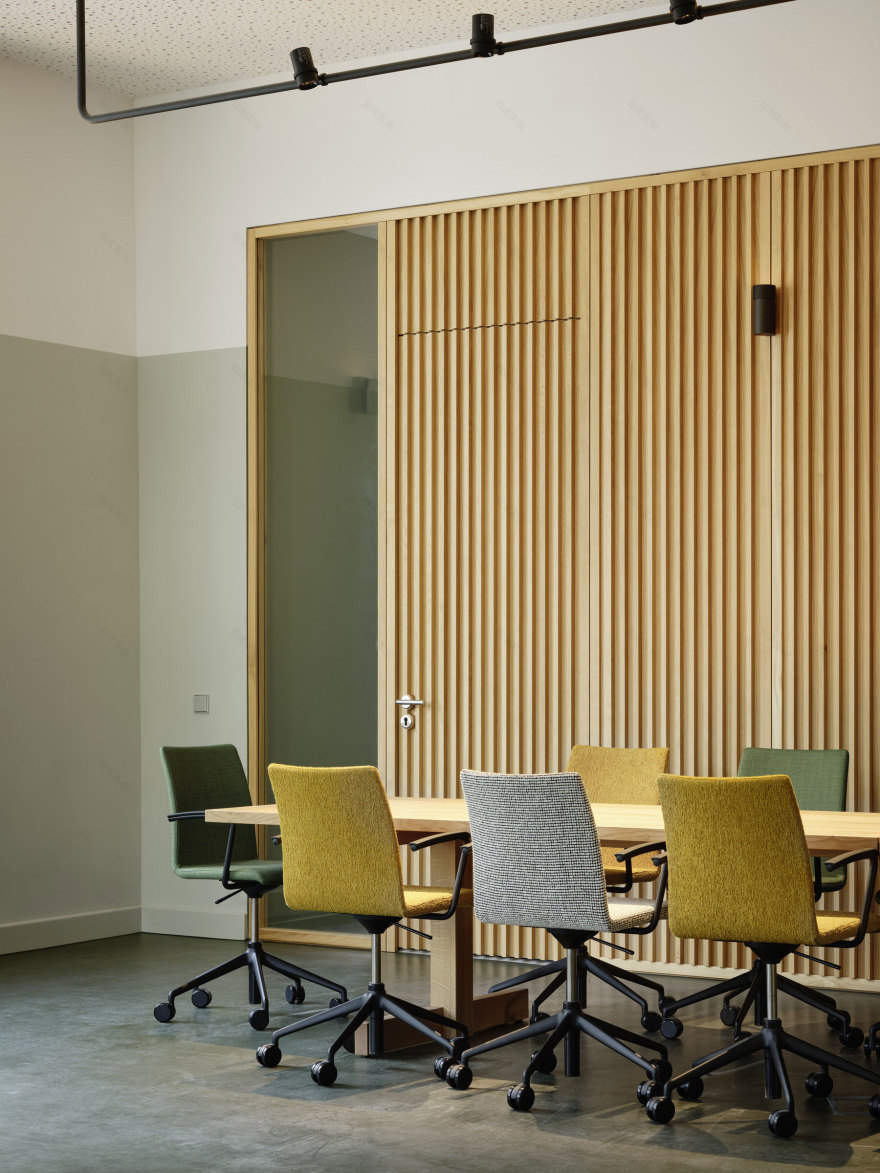 柏林银行改造丨德国柏林丨Ester Bruzkus Architekten-16