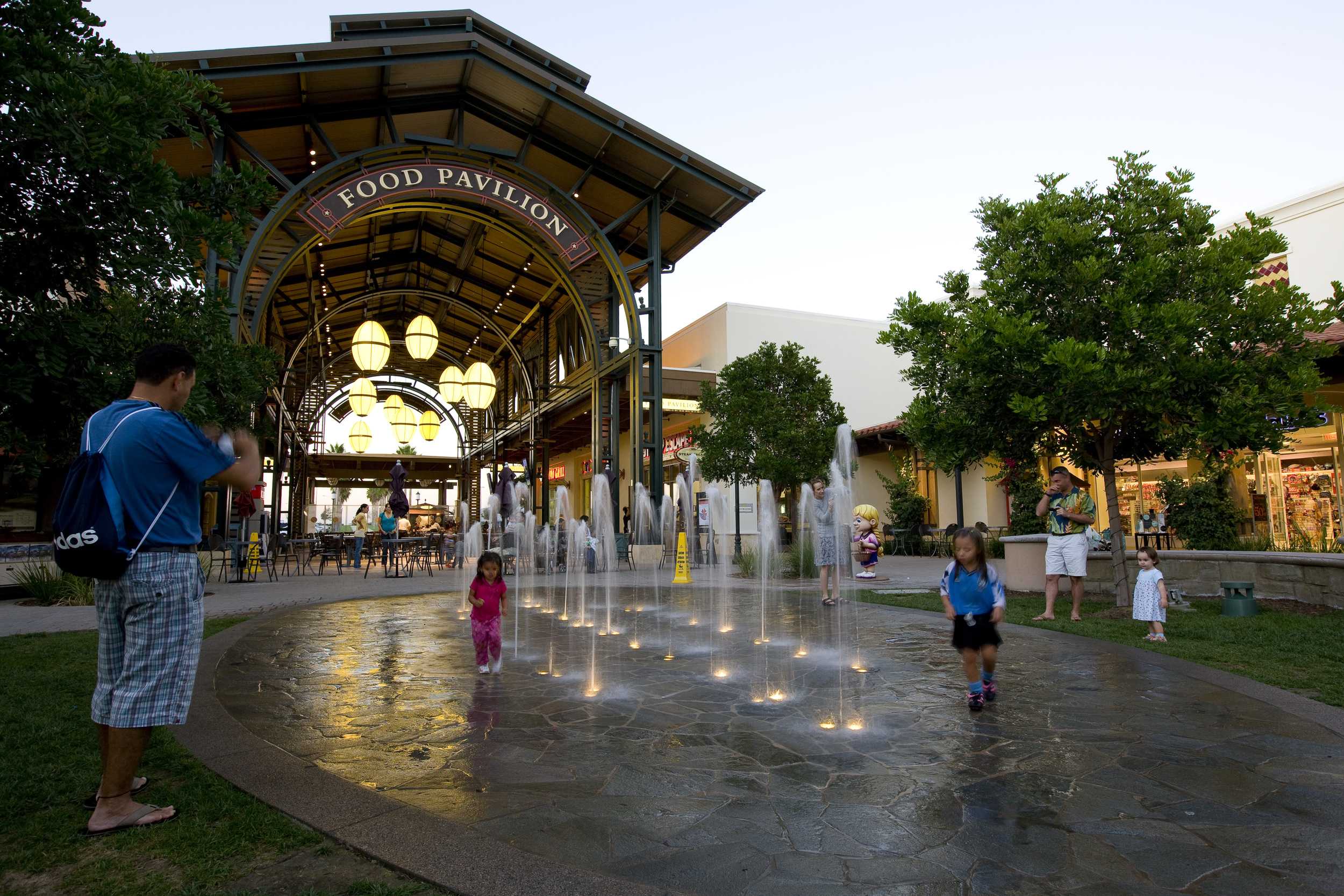 奥泰牧场镇中心-11