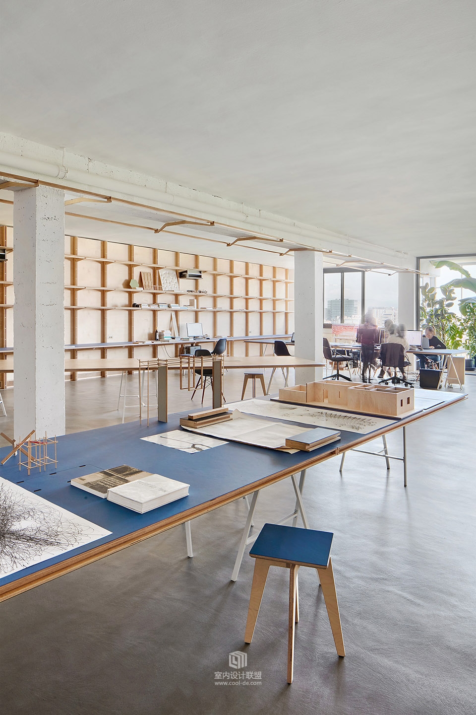 巴塞罗那创意街区联合办公空间-6