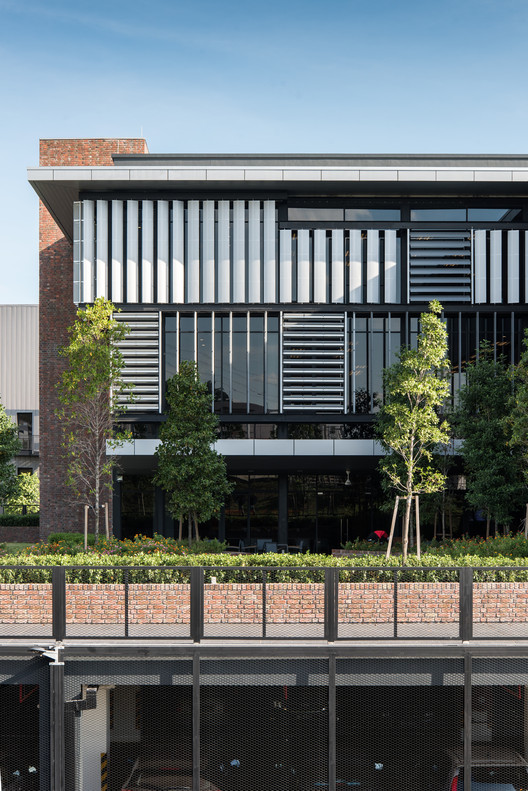 大荷兰人农业总部 · 工业绿意,环保创新-56