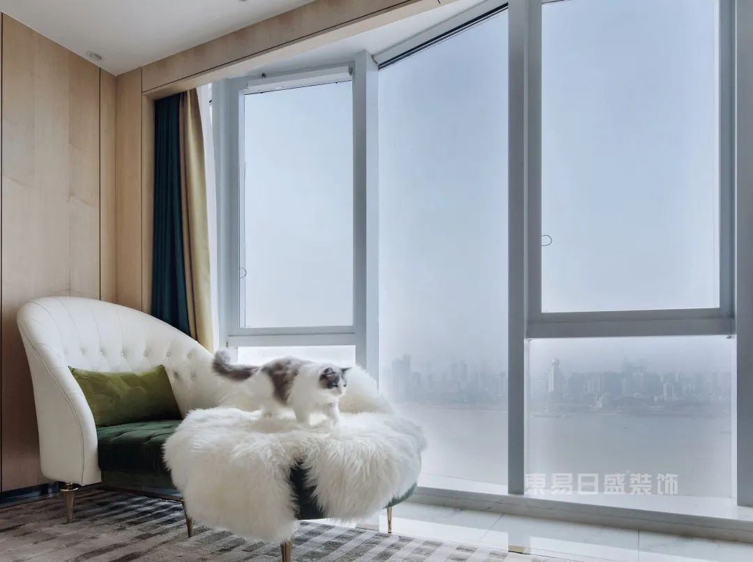 330㎡都市大平层,全景落地窗,在美景中感受春日好时光-55