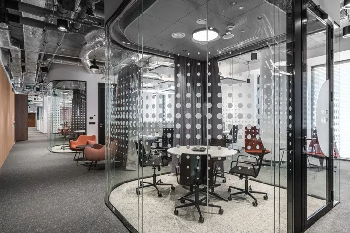 波兰桑坦德银行卢布林办公室-6