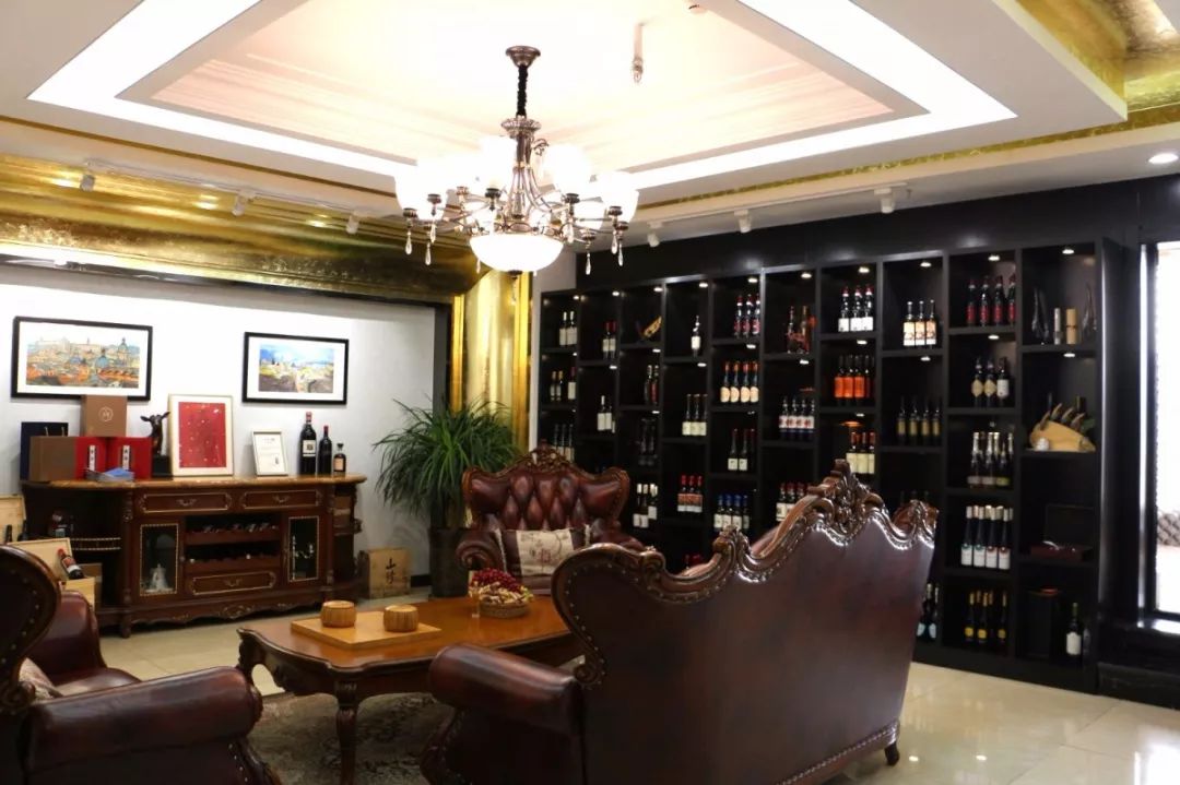 河北建筑装饰协会 | 红酒与花的艺术融合-28