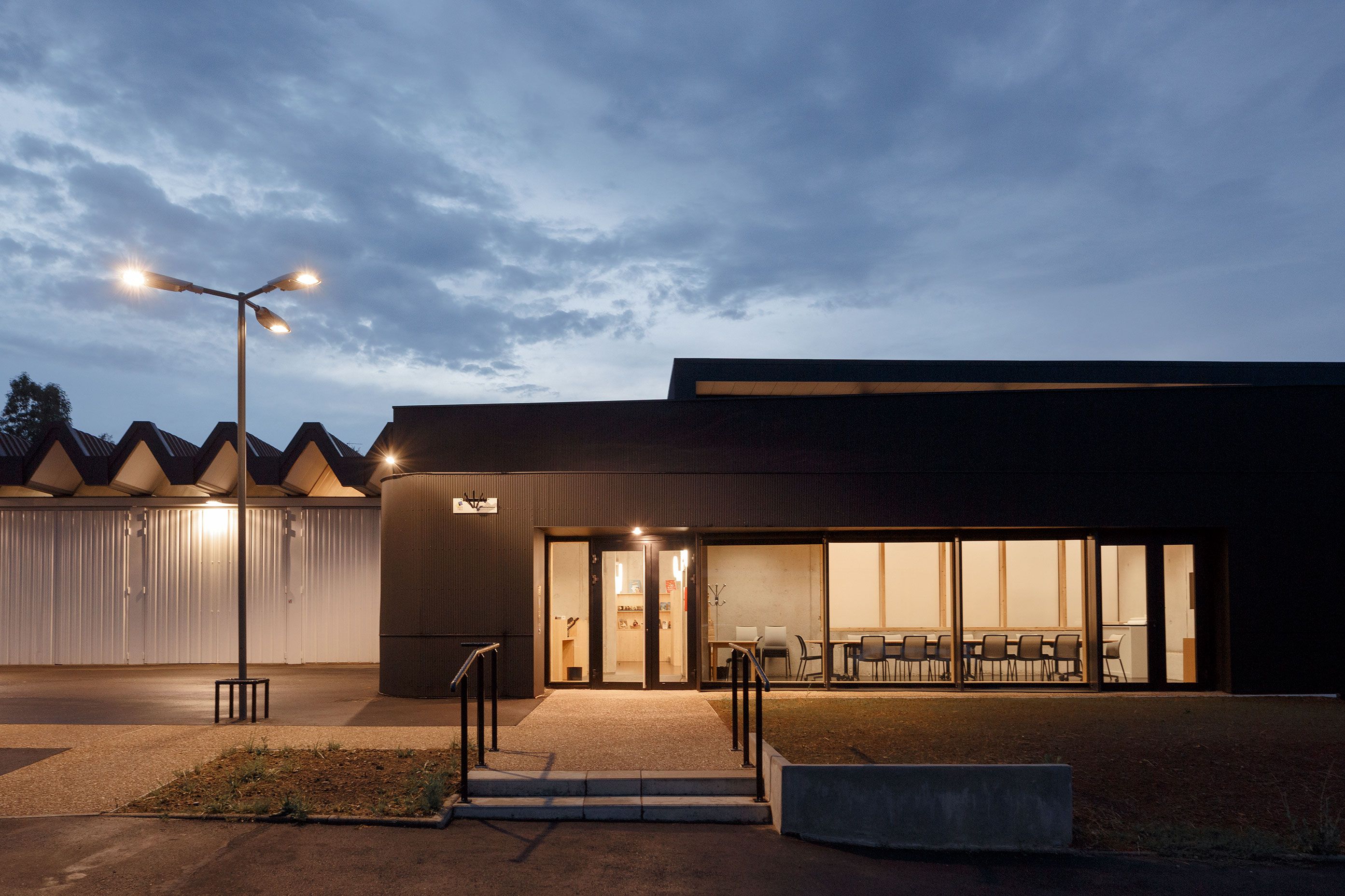 拉乌省立多媒体图书馆-20