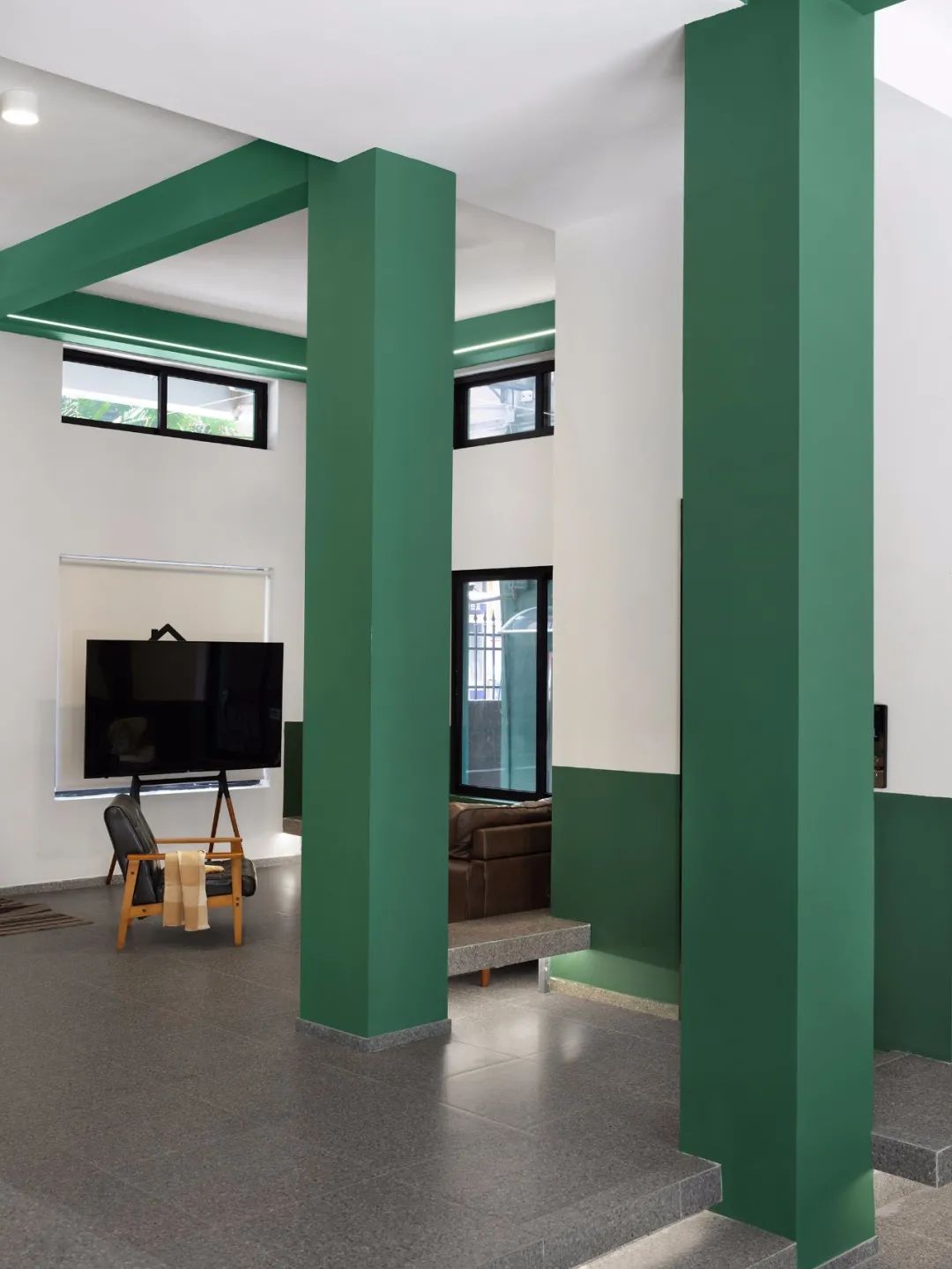 商设 | 通透的框架结构-55