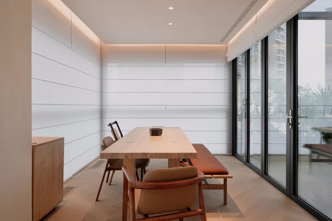 BENSONDESIGN原创设计丨400㎡被自然环绕的极简别墅-92