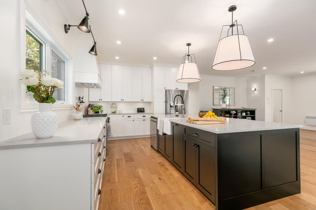 LacBrome地区农舍风格新住宅丨加拿大魁北克丨Joli Joli Design-20