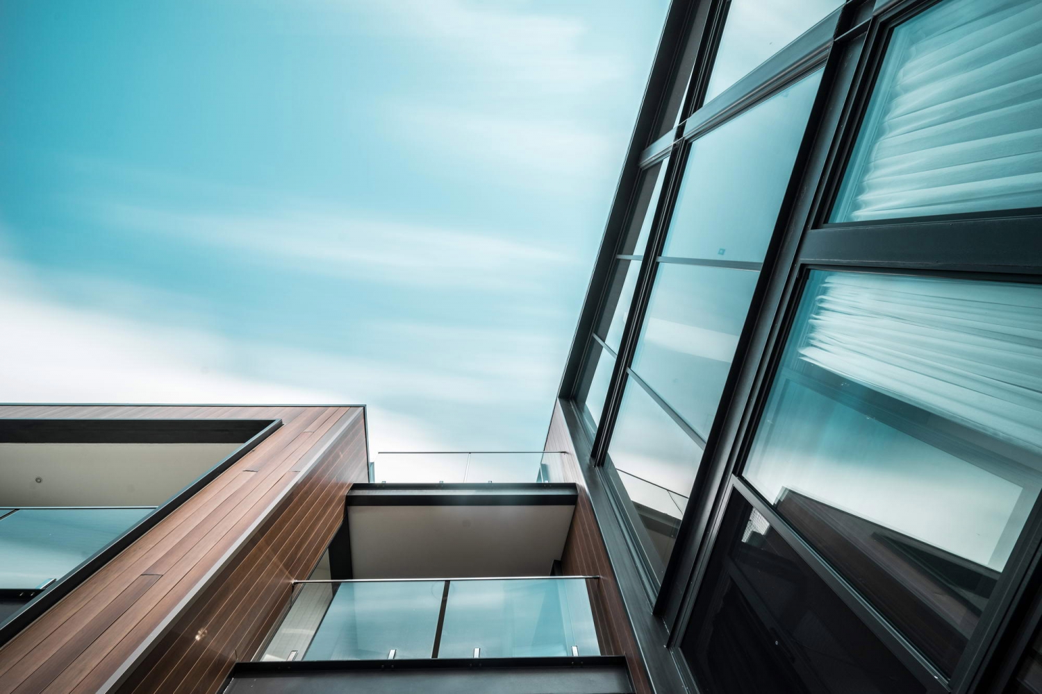 悉尼 Seaforth 滨海住宅 | 融入景观的木制立面-22