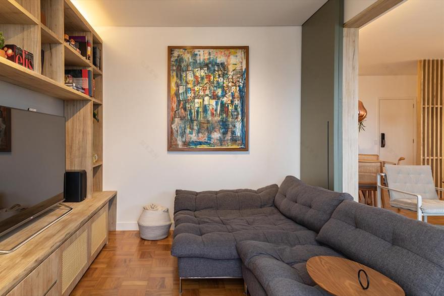 巴西 Apartamento Consolação | 木质美感与设计巧思的完美结合-12