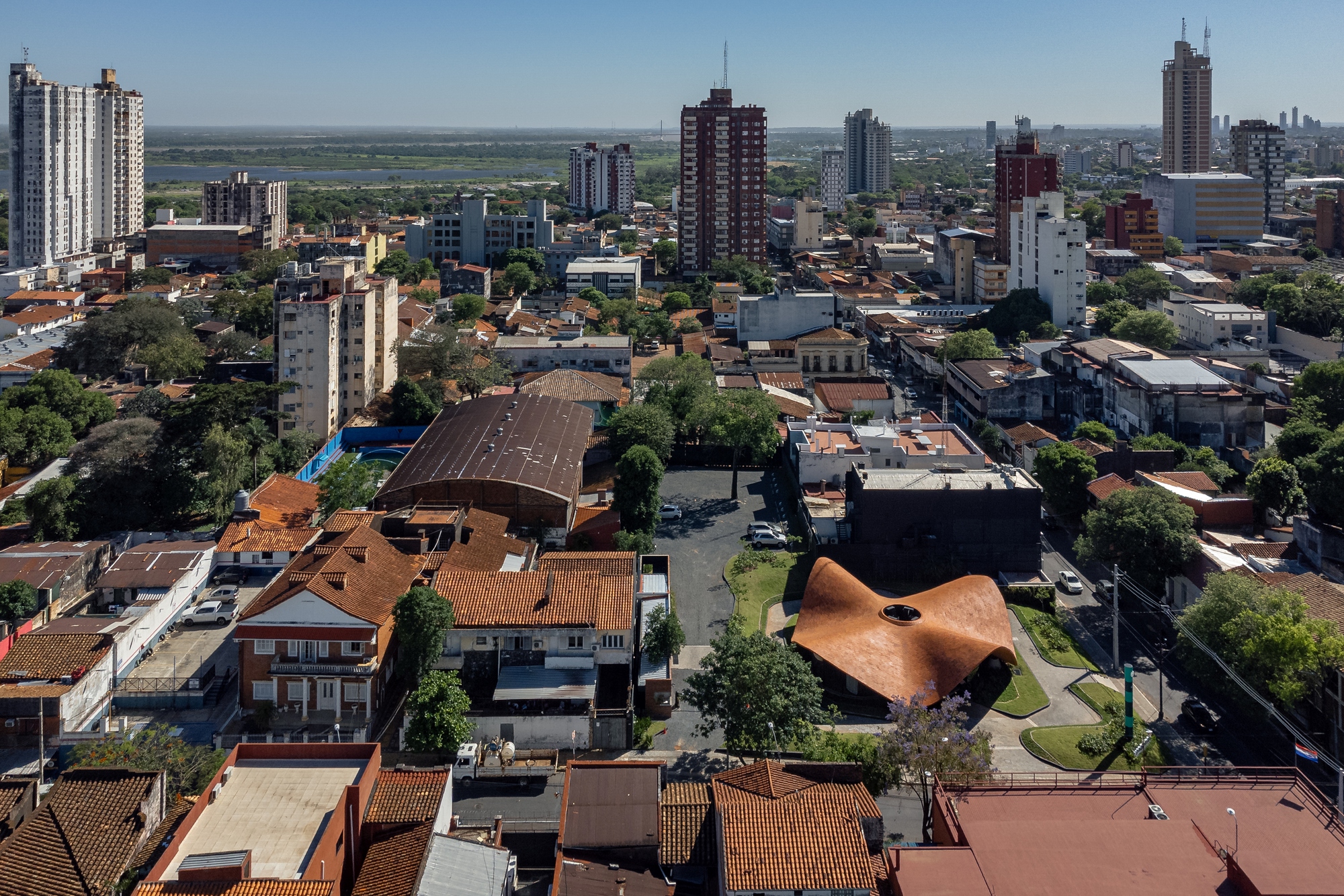 阿米巴分公司（注：Ameba常见指阿米巴，Branch有分公司、分支机构之意，结合常见语境如此翻译） 丨巴拉圭丨BAUEN-39