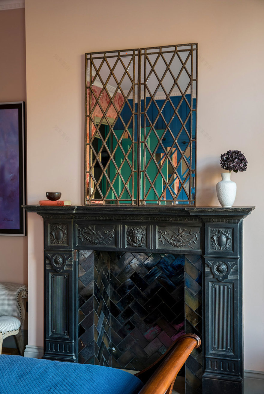 伦敦多彩家庭住宅 | 炫丽色彩的创新设计-9