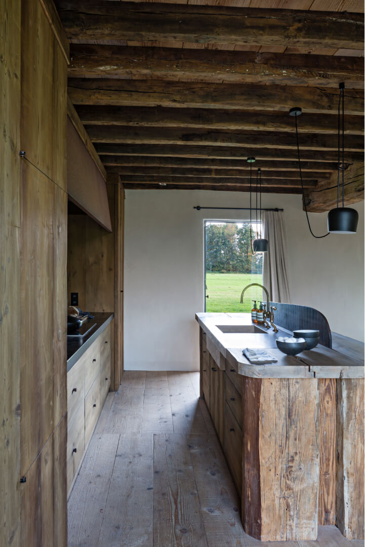 Gastenverblijf in een gerenoveerde schuur — Van Apers-6