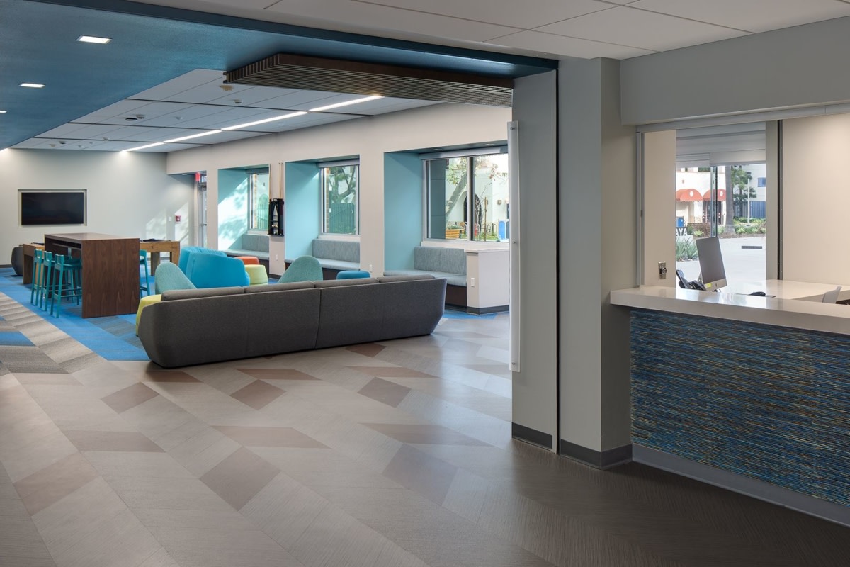 加州大学圣地亚哥分校玛雅与奥尔梅加学生宿舍翻新丨美国丨HED-12