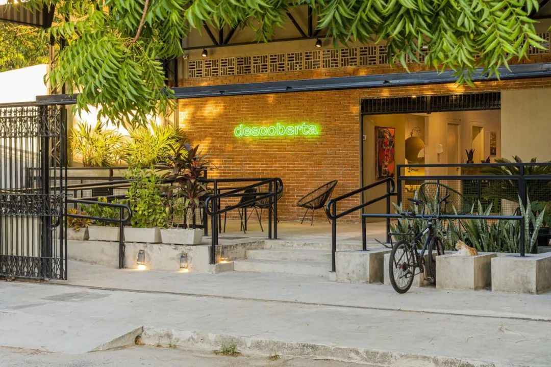 Descoberta 咖啡馆 | 工业风改造,融入街道的惊喜空间-18