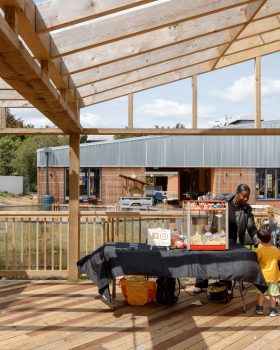 伦敦社区食物种植中心建筑项目丨英国伦敦丨Material Cultures,Studio Gil