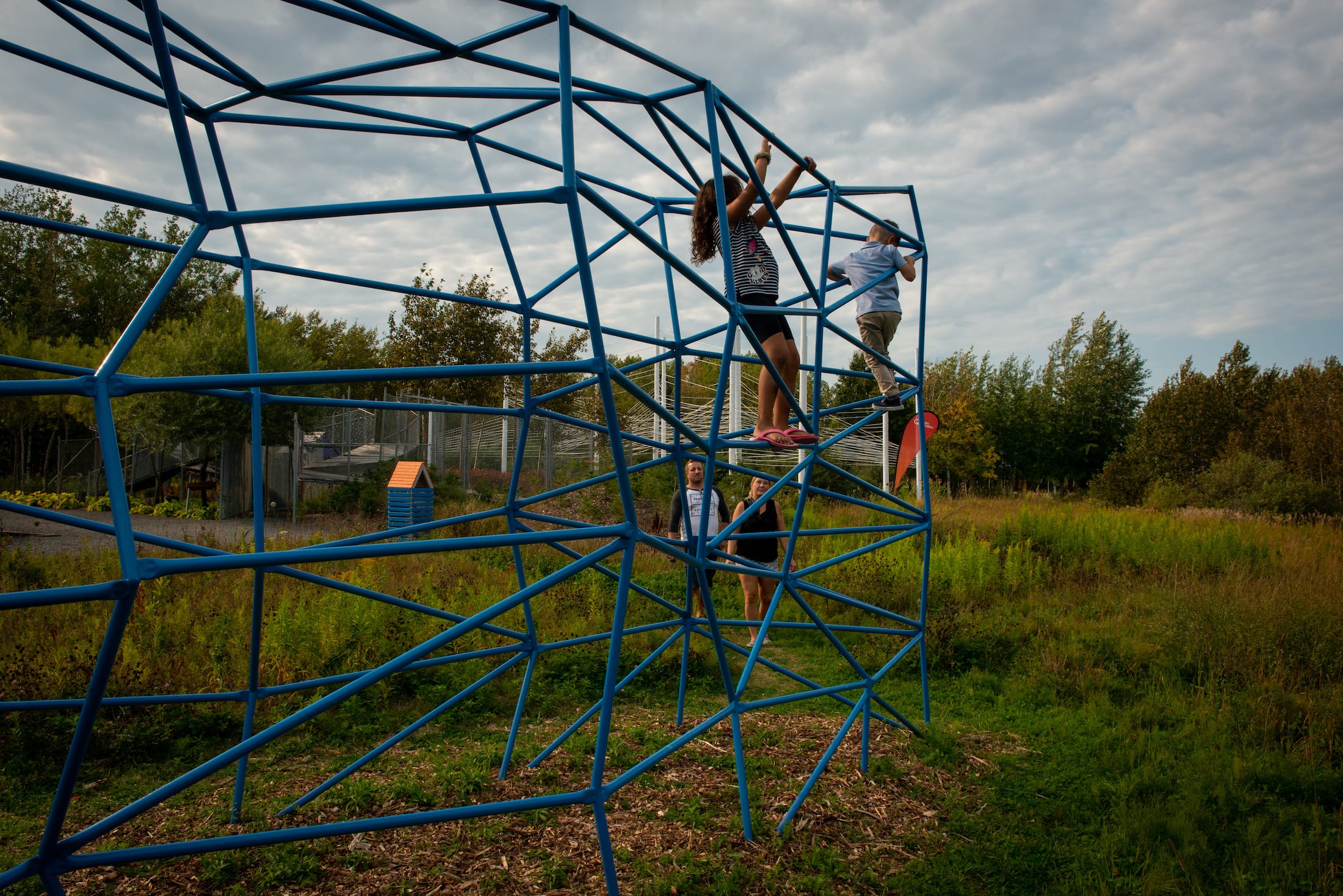 2019 加拿大国际花园节 | 彩色“岩石”结构装置引人入胜-22