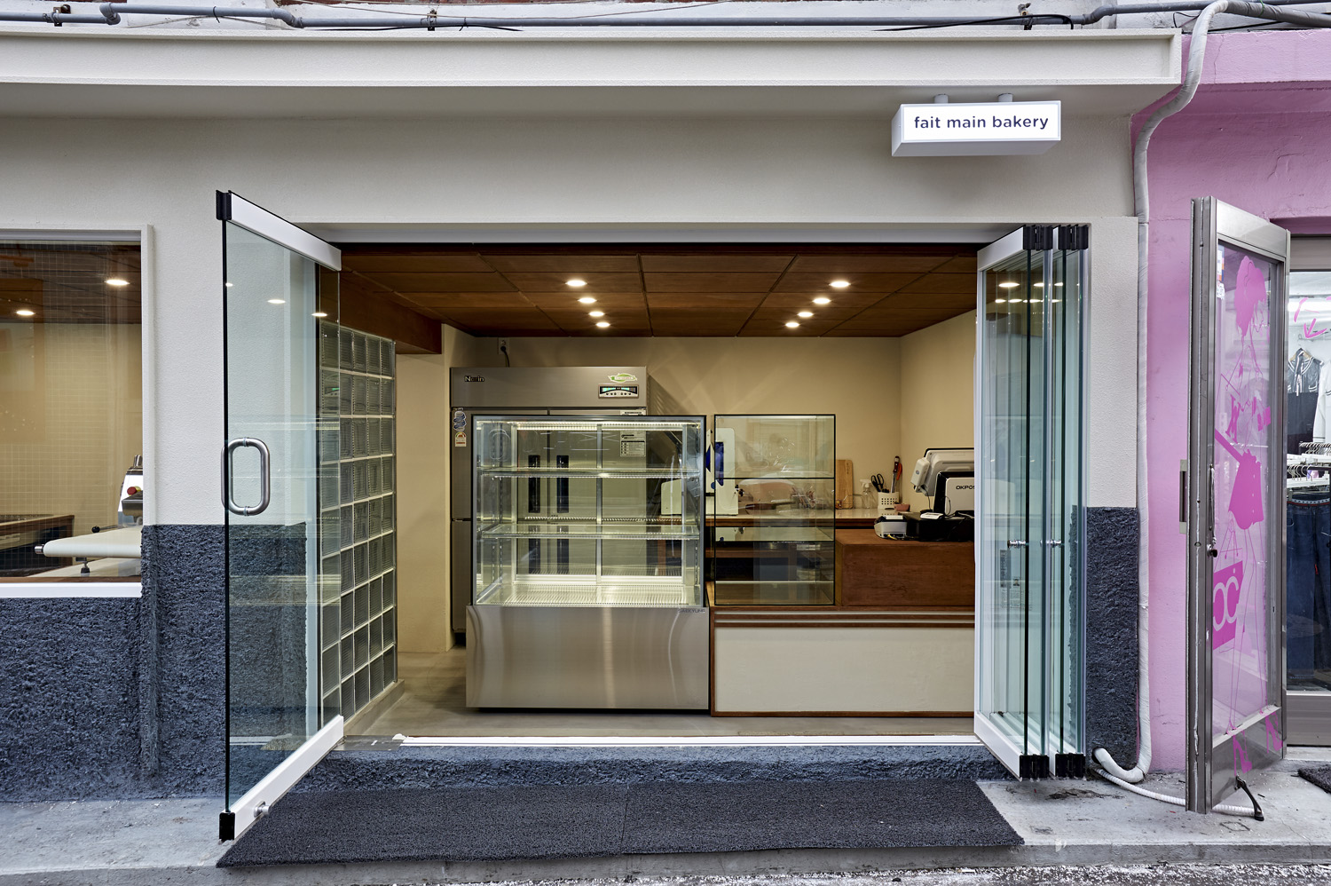 10 坪现代甜品店，打造网红打卡地-2