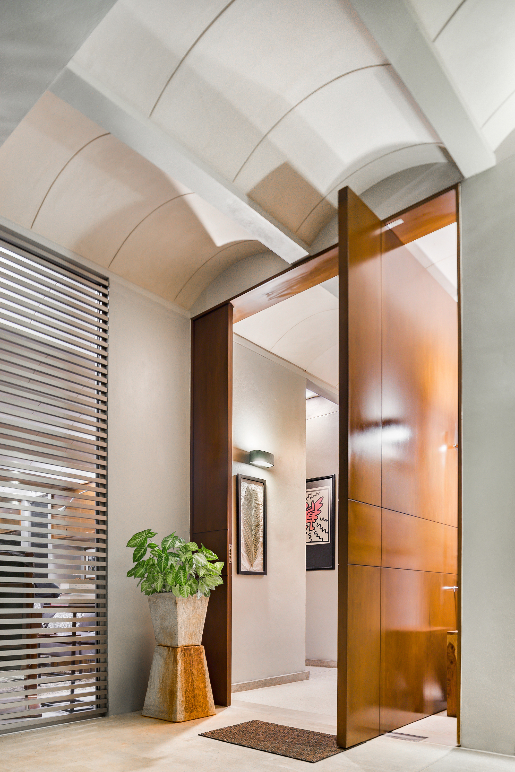 线性住宅的室内外一体化设计-13