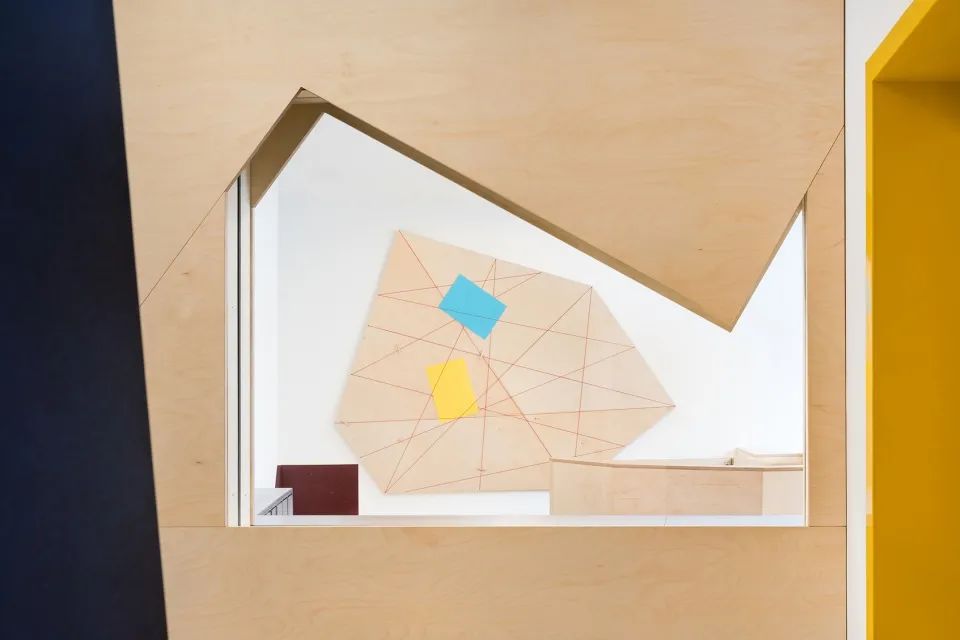 幼儿园设计丨打造儿童主宰的趣味空间 - Malvína托儿所 / No Architects-7