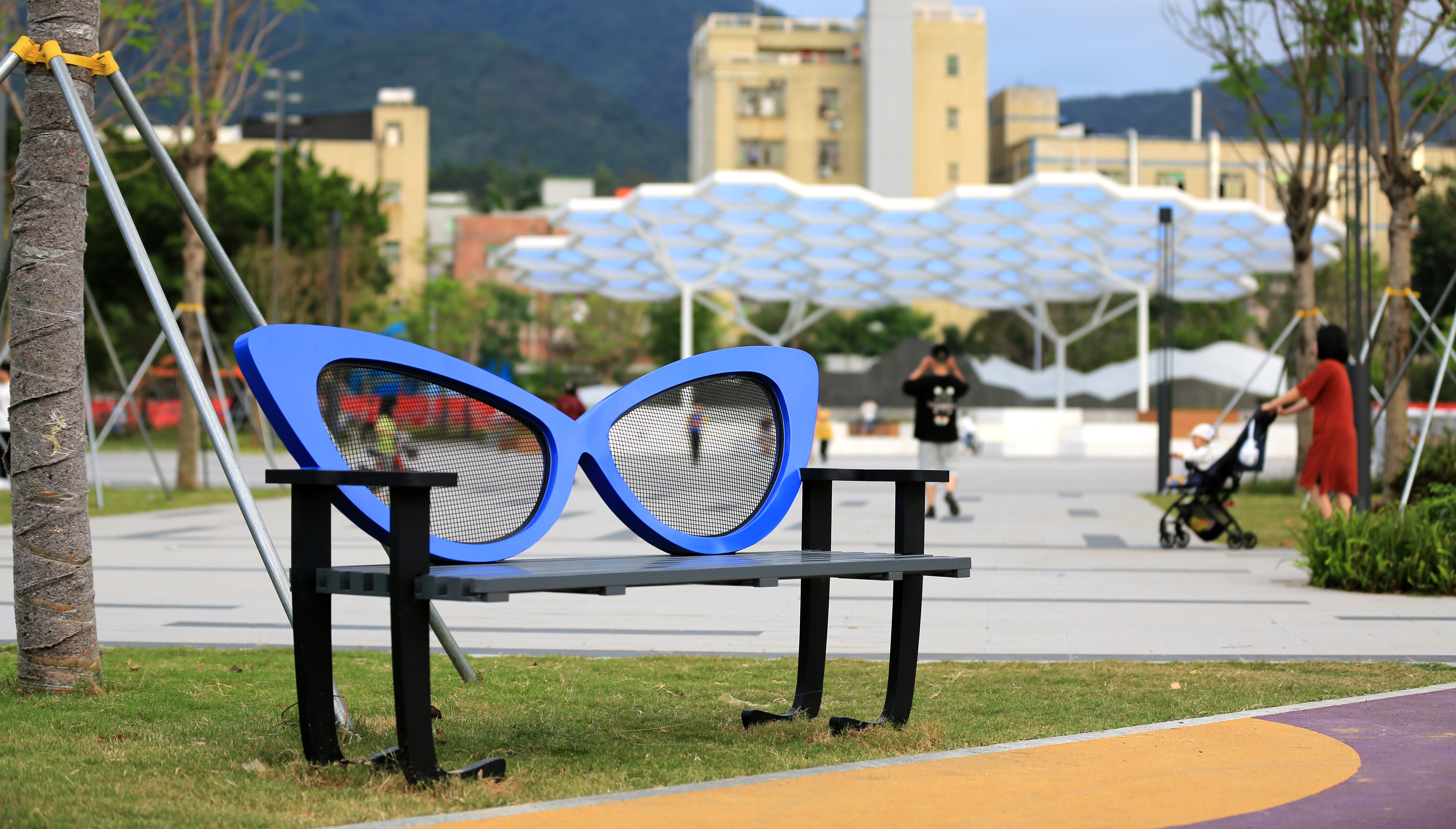 深圳龙岗大康社区眼镜公园-10