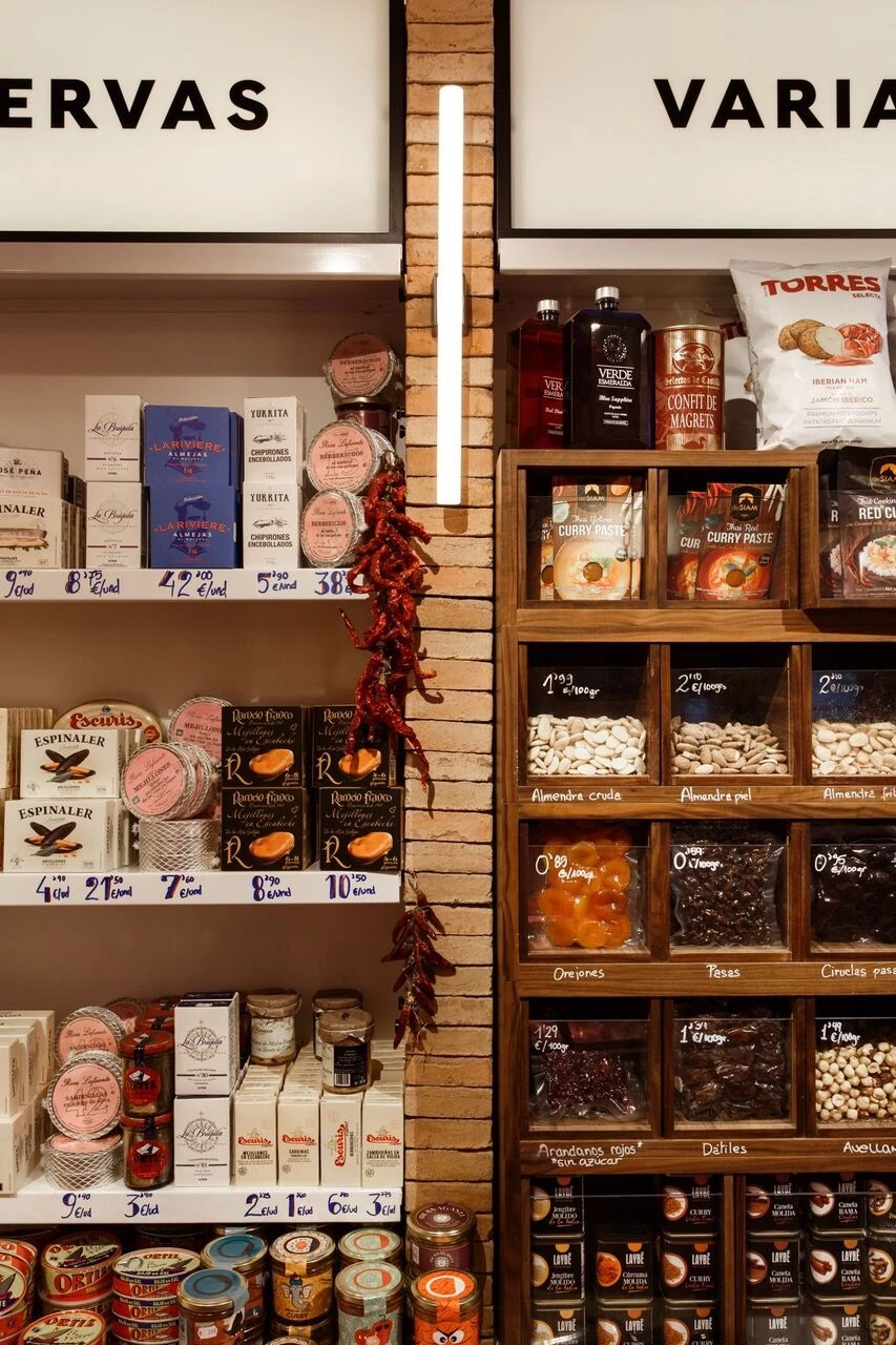 Ultramarinos Octavio 食品杂货店设计丨西班牙马德里丨Sierra de la Higuera Studio-16