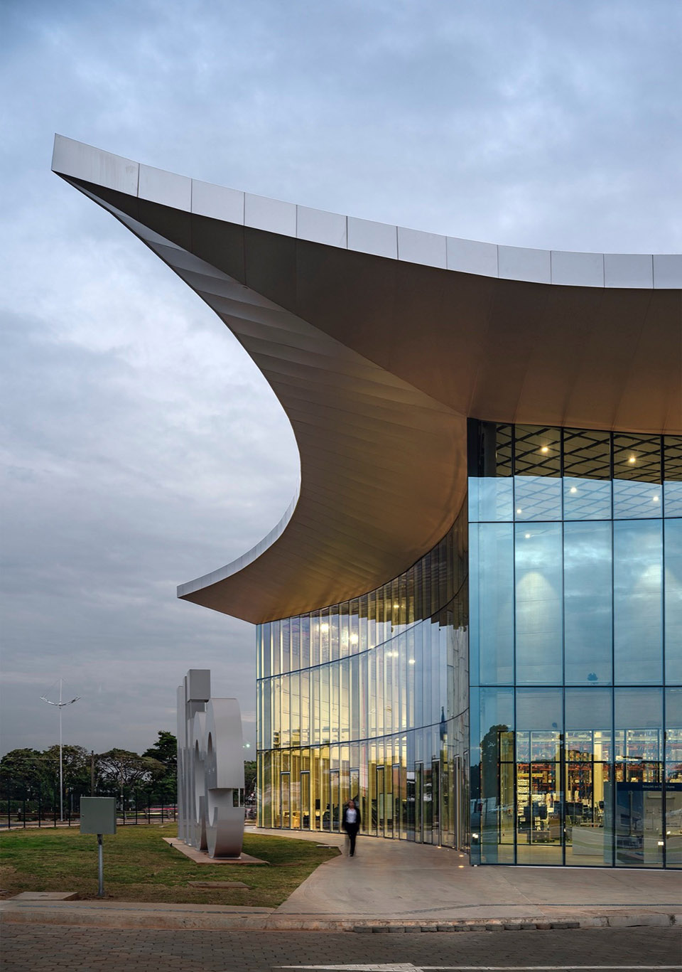 Nice集团巴西总部 / MC A建筑事务所-18