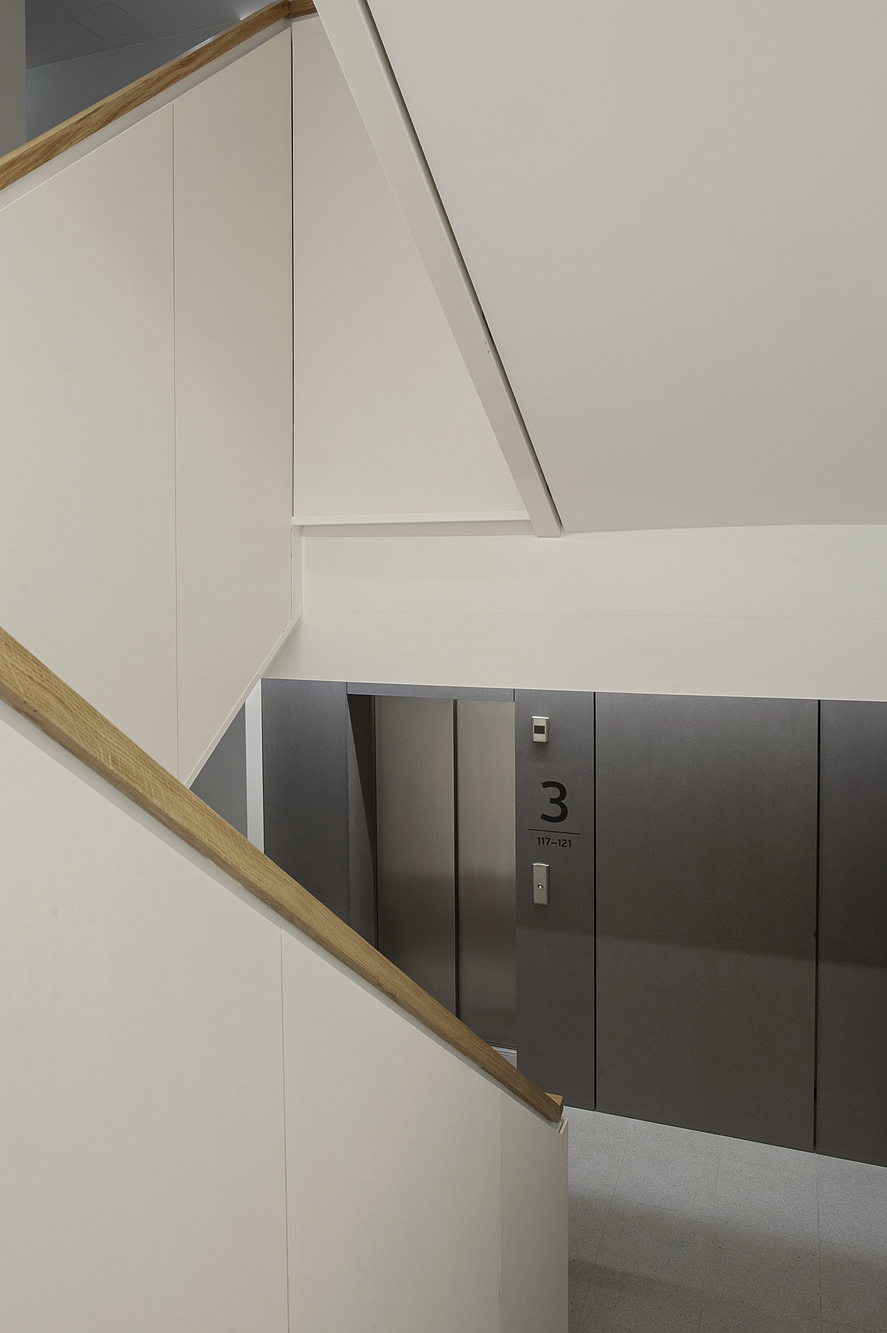 Rajska 8 和 Heweliusza 18 导向系统设计丨波兰格但斯克丨blank studio,wayfinding studio-8