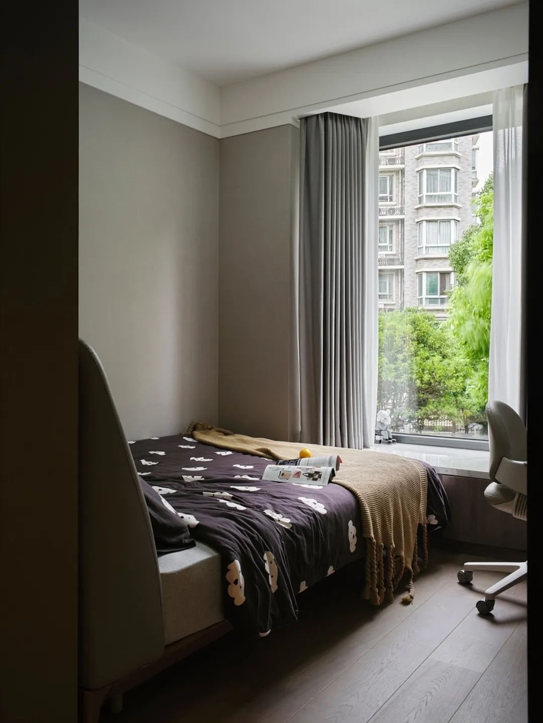 现代轻奢三居,打造都会女郎Kiko的理想家丨中国上海丨林时垚-112