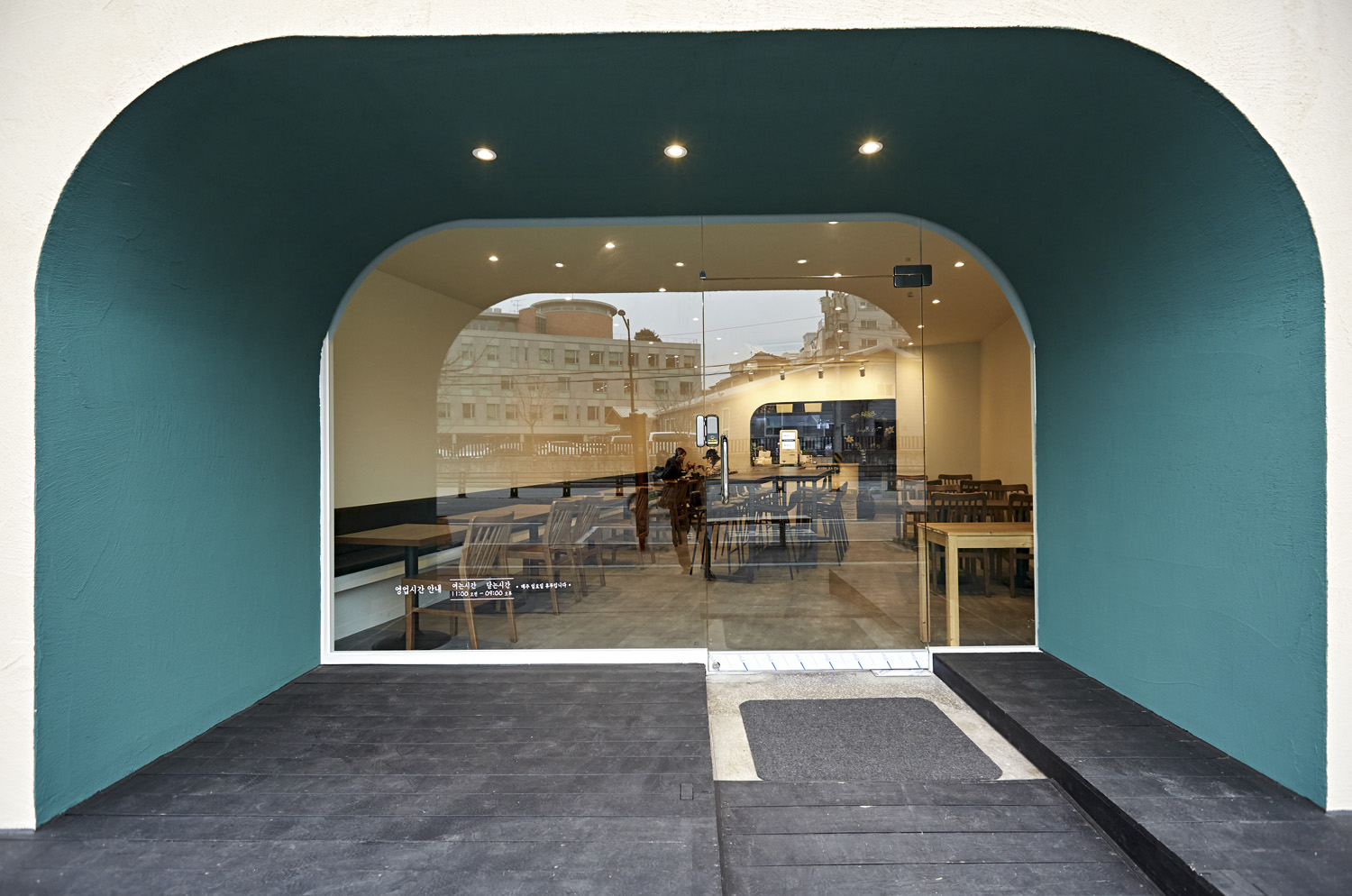 13 坪印度餐厅，外观独特的设计魅力-15