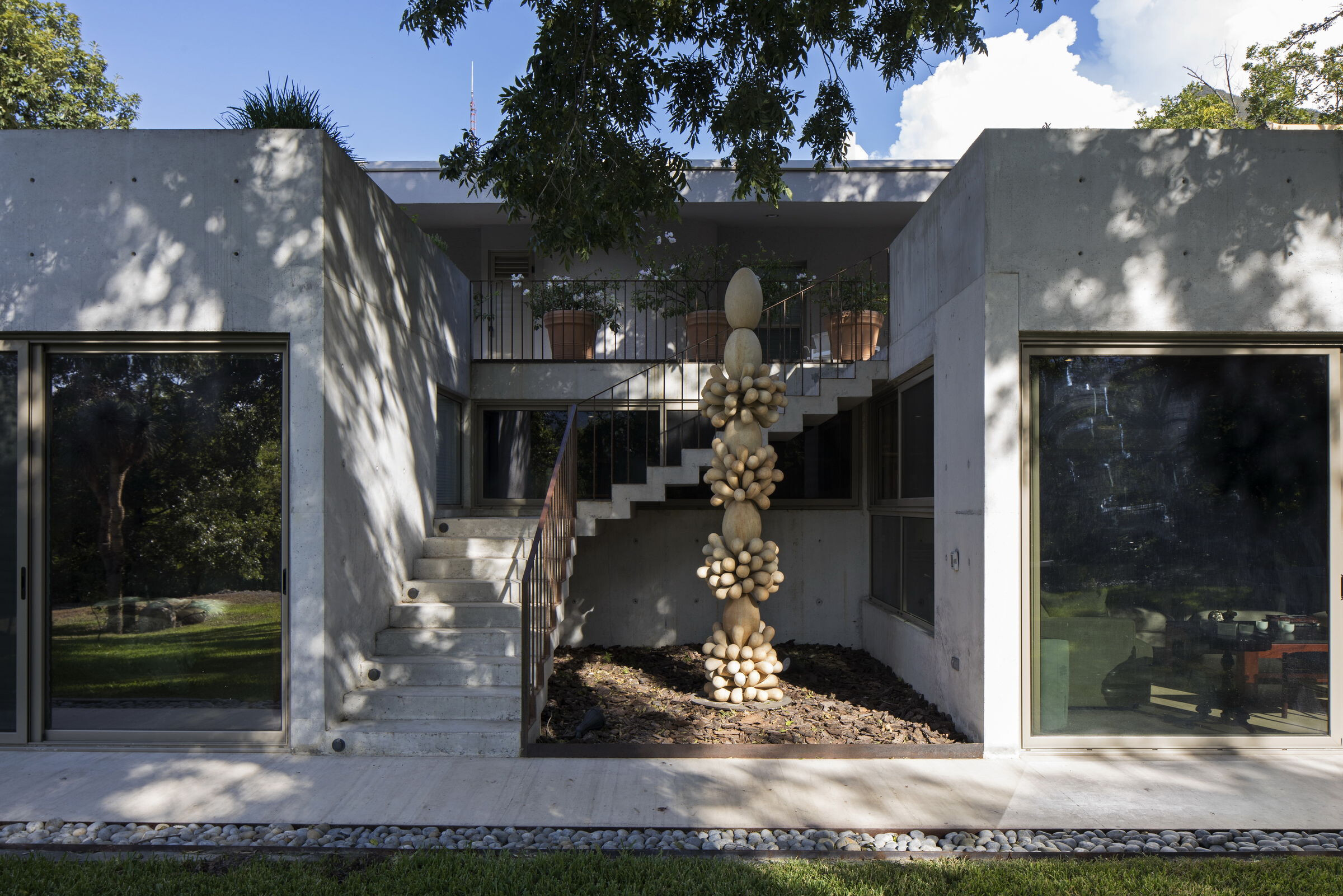 墨西哥老屋 basement 逆袭,变身开放式生活空间-15