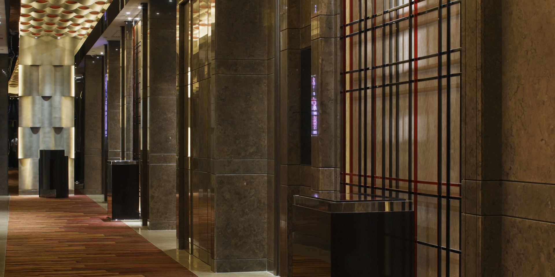 Royal Plaza Hotel, Hong Kong-1