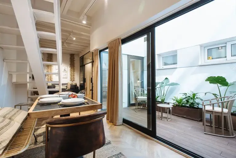 自然色彩的西班牙小复式 | 安静与品质的完美结合-10