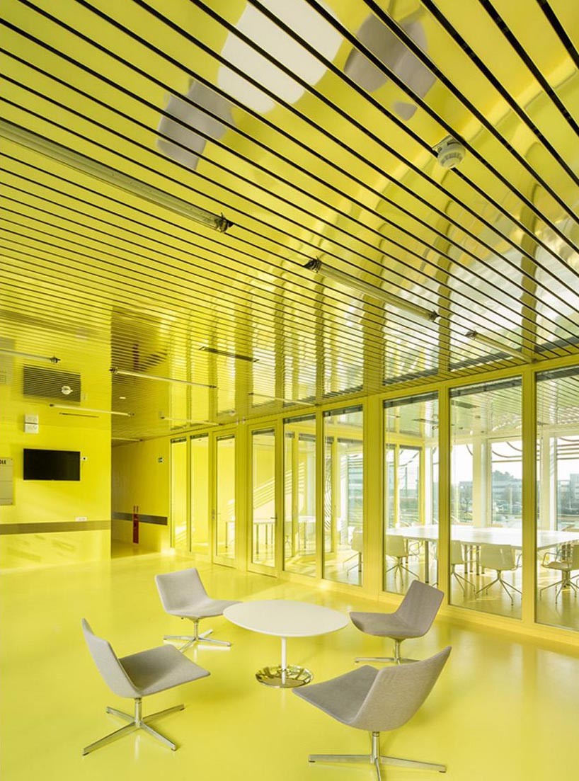 披着神秘外衣的生物基地孵化器-11