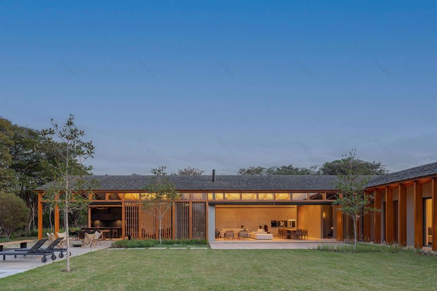 巴西建筑师 Gui Mattos 的木结构环保住宅设计-8