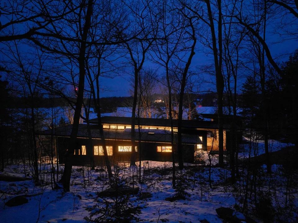 约瑟夫湖木屋 | 融入自然，延续文化的加拿大度假屋-35