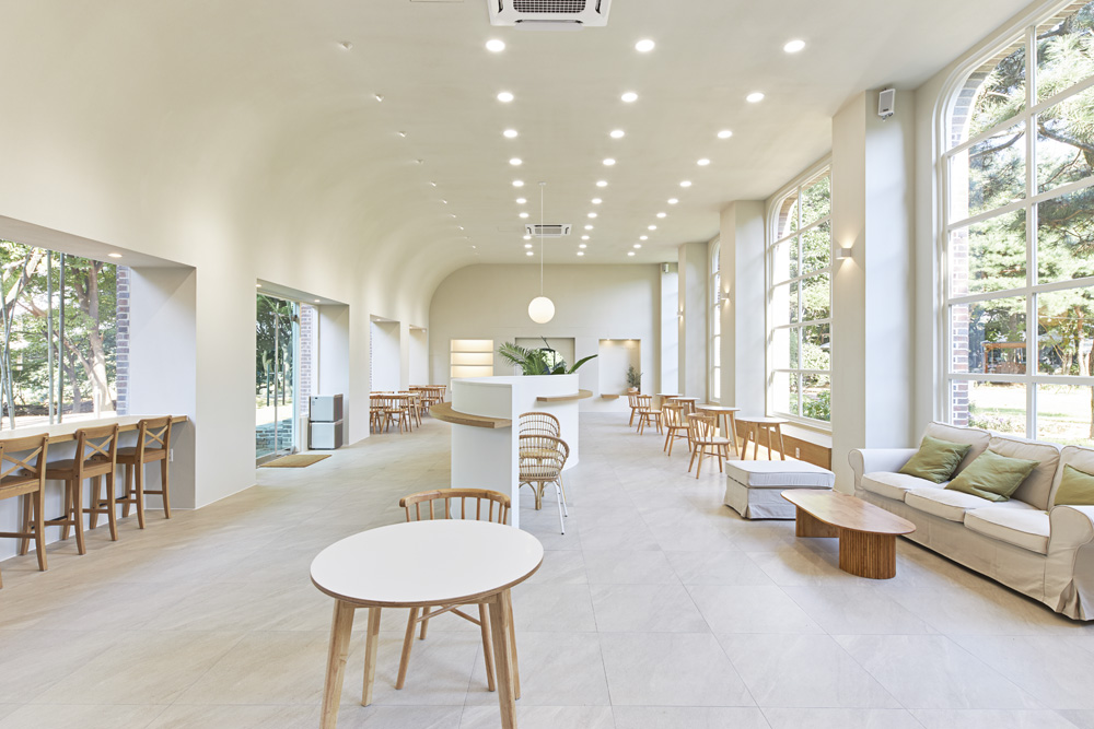 大型平层办公室 | 融合户外运动场的创新设计-6