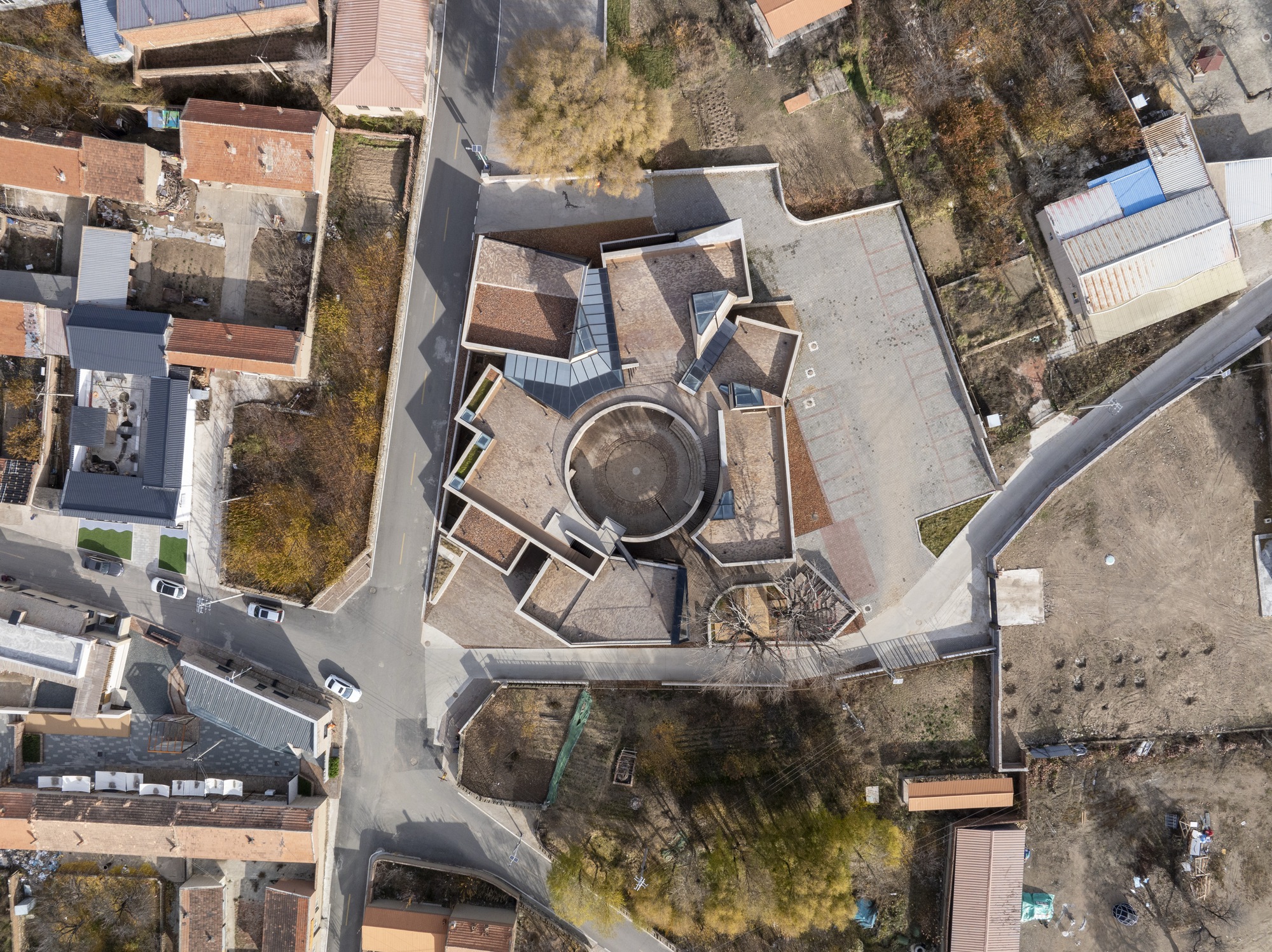 West Wusutu Village Community Center / Zhang Pengju-38