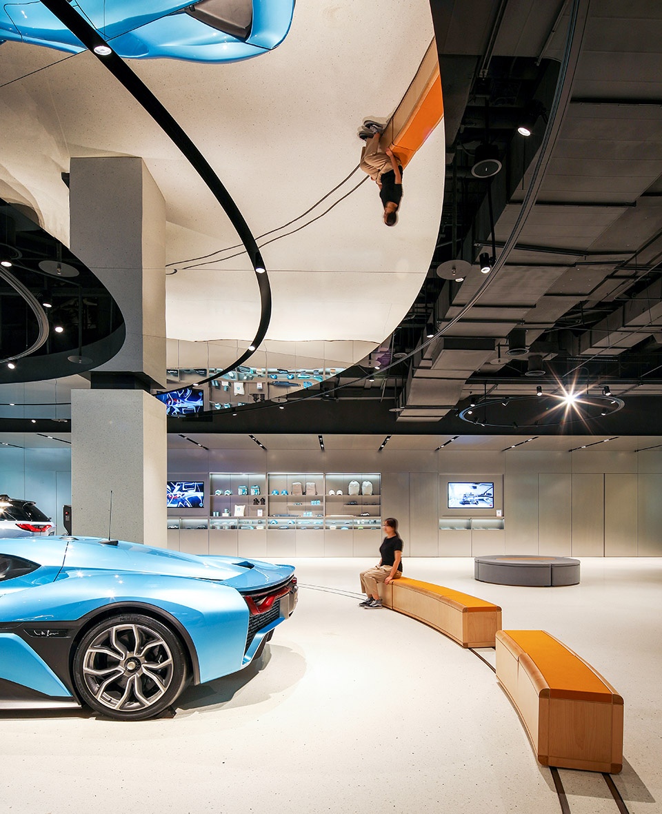 蔚来汽车上海用户体验中心丨法国AS建筑工作室-20