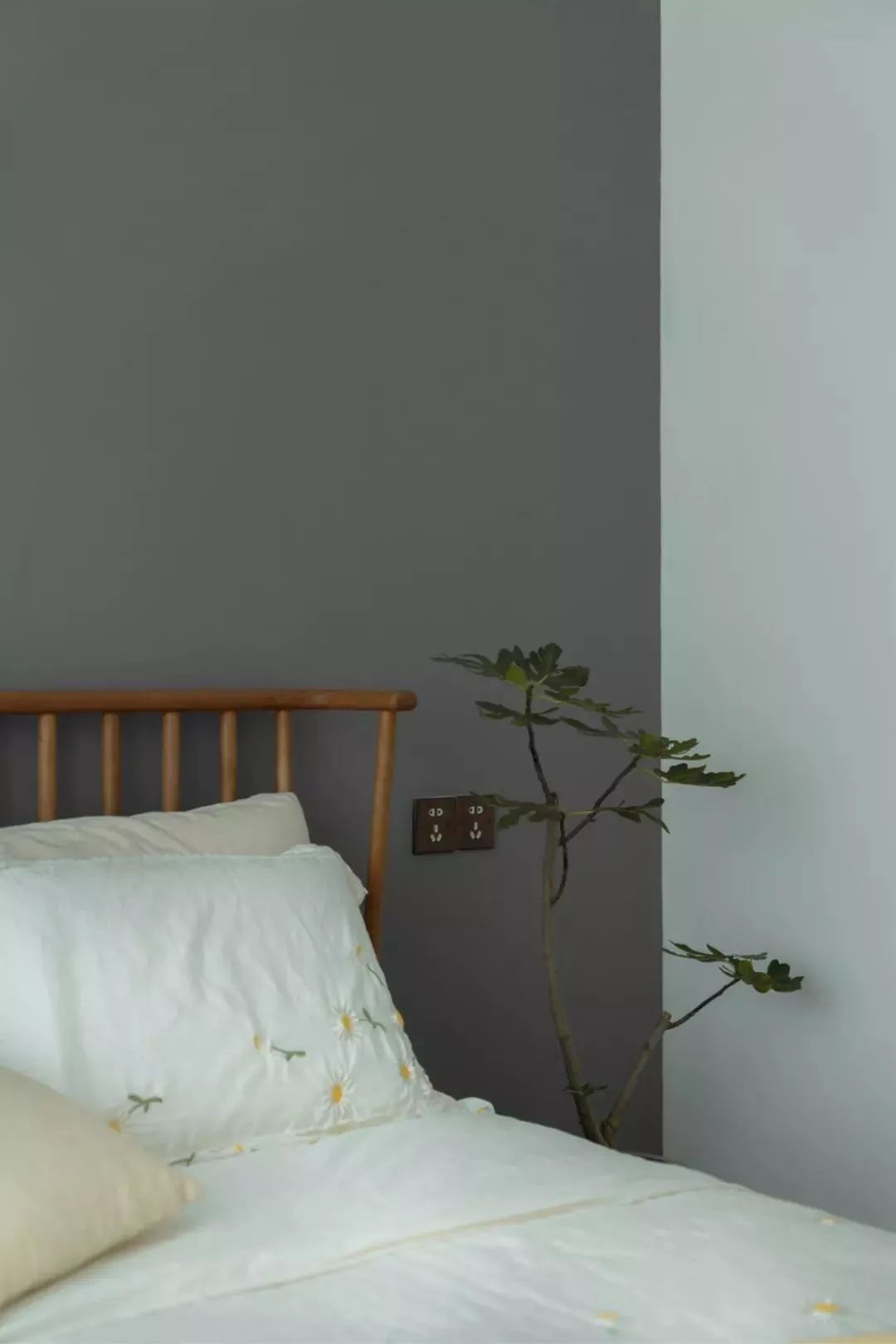 成都 72㎡度假风住宅 | 原木元素与低饱和度色彩的完美结合-51