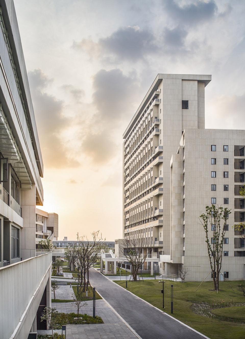 江苏省靖江高级中学新校区丨中国江苏丨江苏中锐华东建筑设计研究院有限公司荣朝晖工作室-214