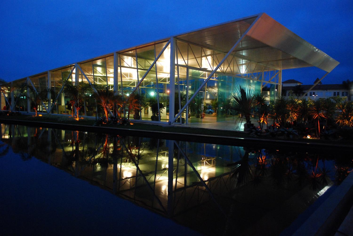 巴西 Pavilhão Alpha 教育文化中心-1