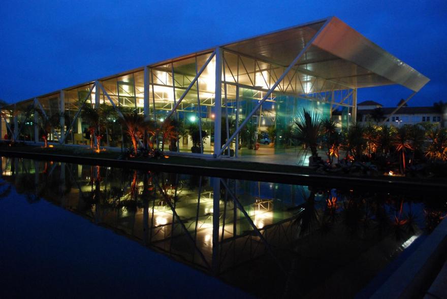 巴西 Pavilhão Alpha 教育文化中心-1