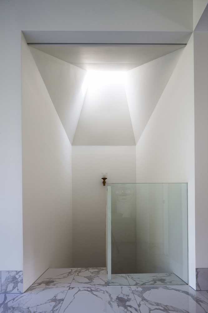 双家庭住宅的极简与古典之美-70