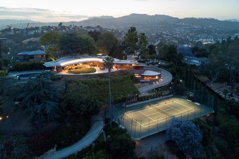 实验性银顶住宅，人文关怀与工程技术完美结合-8